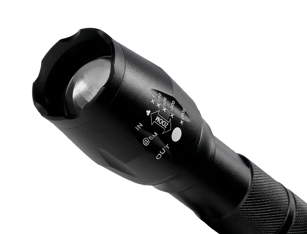 LAMPE TORCHE Q-CONNECT TLESCOPIQUE ALUMINIUM CLAIRAGE 5 NIVEAUX BOUTON ARRET 3 PILES AAA FOURNIES COLORIS NOIR