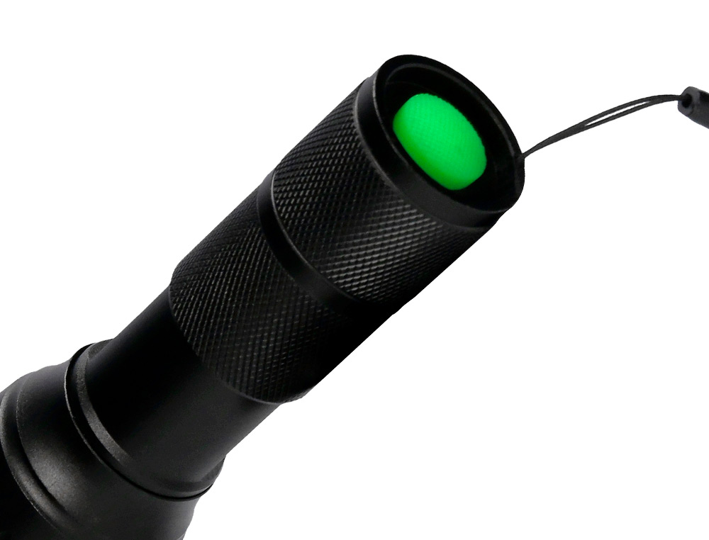 LAMPE TORCHE Q-CONNECT TLESCOPIQUE ALUMINIUM CLAIRAGE 5 NIVEAUX BOUTON ARRET 3 PILES AAA FOURNIES COLORIS NOIR