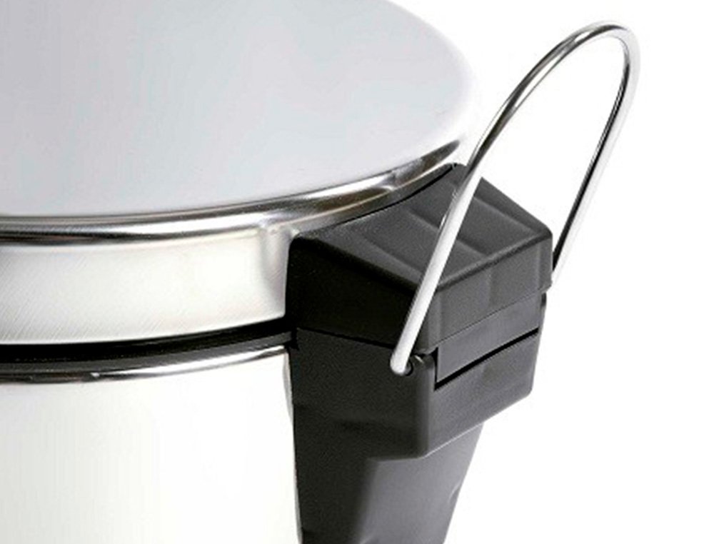 POUBELLE METALLIQUE Q-CONNECT AVEC PEDALE CHROME CAPACITE 20 LITRES DIM. 430X290MM