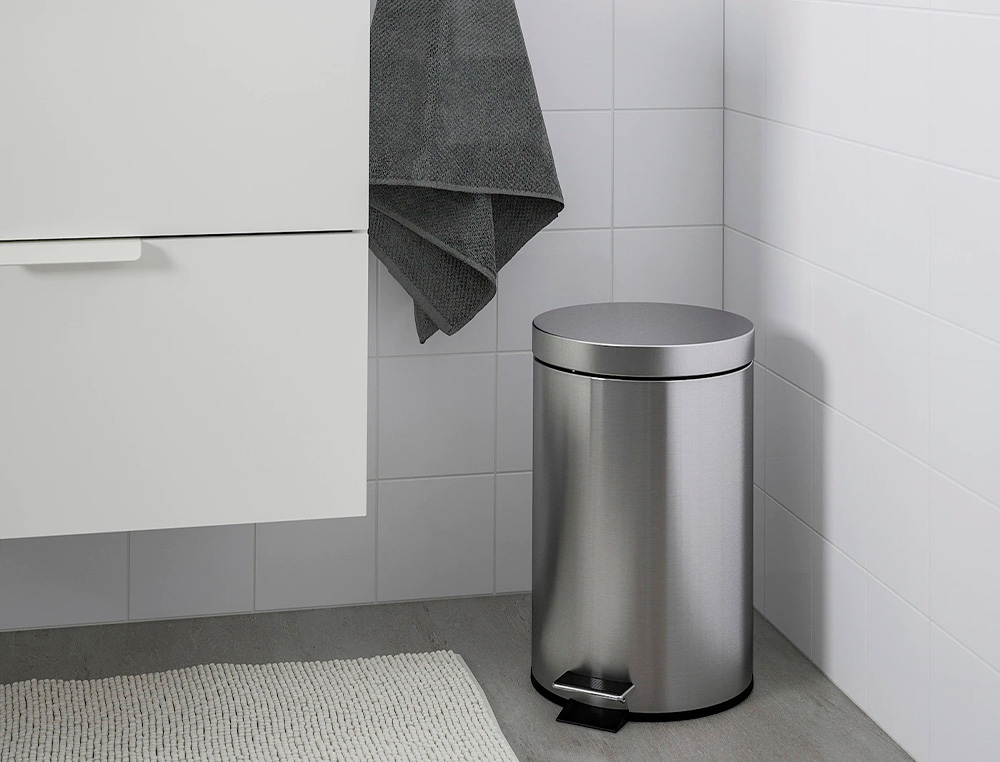 POUBELLE METALLIQUE Q-CONNECT AVEC PEDALE CHROME CAPACITE 20 LITRES DIM. 430X290MM