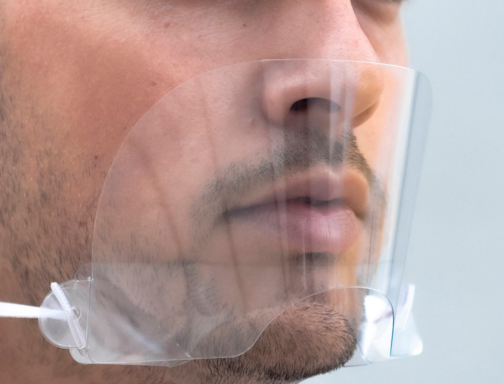 ECRAN DE PROTECTION BUCCO-NASAL AVEC MENTONNIERE MATERIEL PET 17X8,5 CM