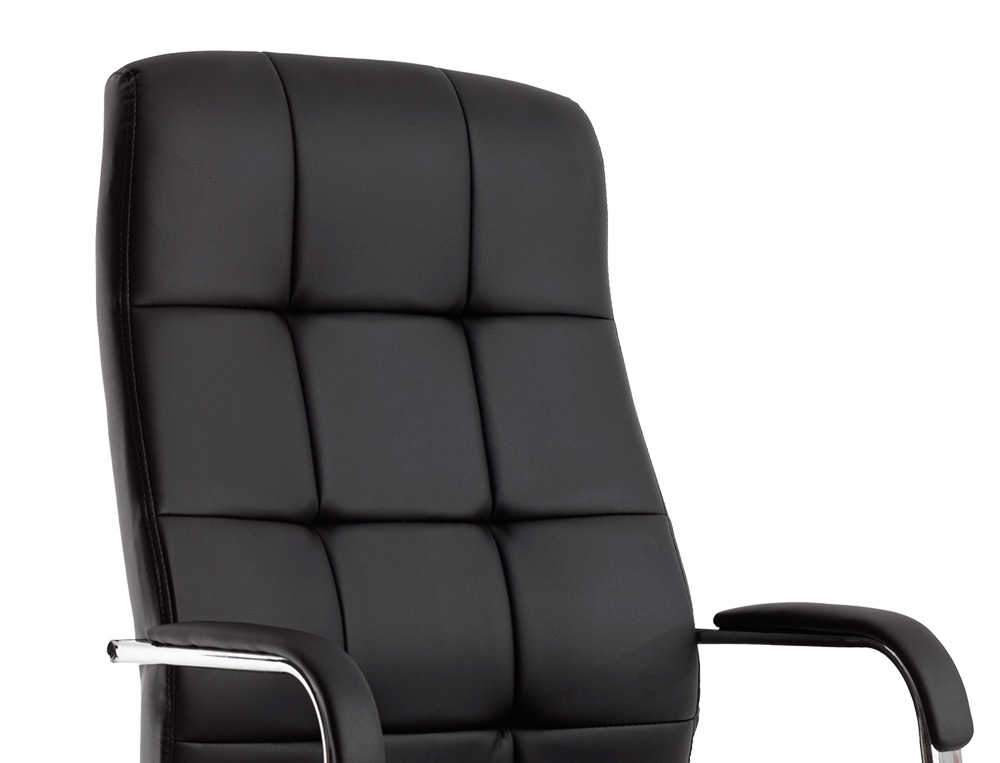 FAUTEUIL DE DIRECTION Q-CONNECT PIAVE SIMILI CUIR BASE ACIER CHROME HAUTEUR MAX 1250MM LARGEUR 610MM PROF 700MM NOIR