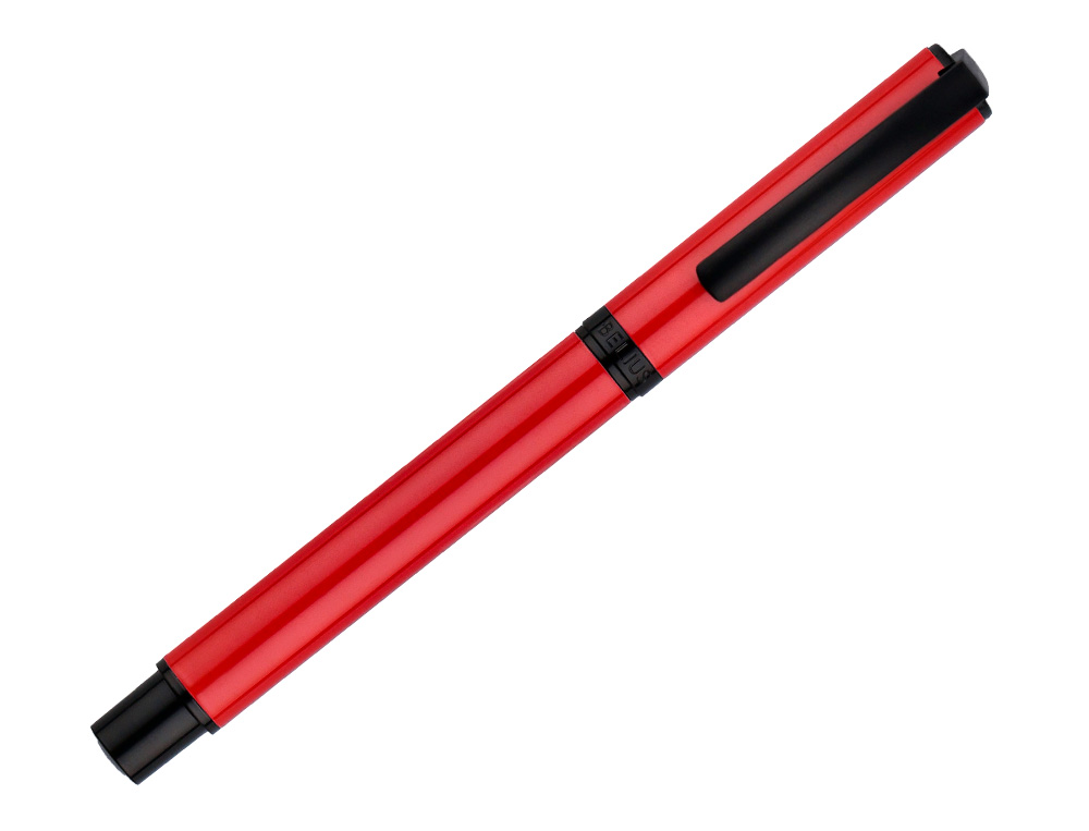 ROLLER BELIUS TURBO ALUMINIUM TEXTURE POINTILLEE ATTRIBUTS NOIR ENCRE BLEUE COLORIS ROUGE DANS COFFRET CADEAU