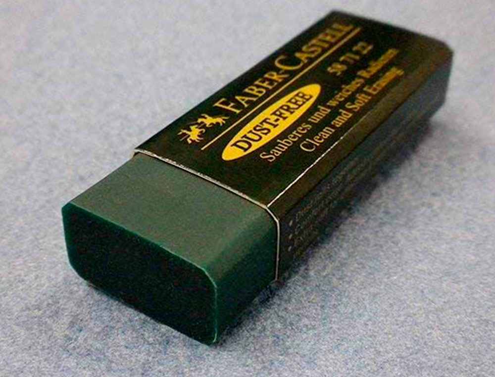 GOMME FABER CASTELL DUST FREE EN PLASTIQUE VERT