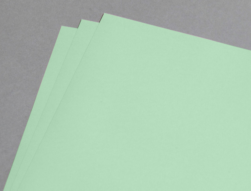 PAPIER CLAIREFONTAINE MULTIFONCTION LASER COULEUR TROPHE A4 160G /M2 VERT GOLF PARFAITE OPACITE PAQUET 250