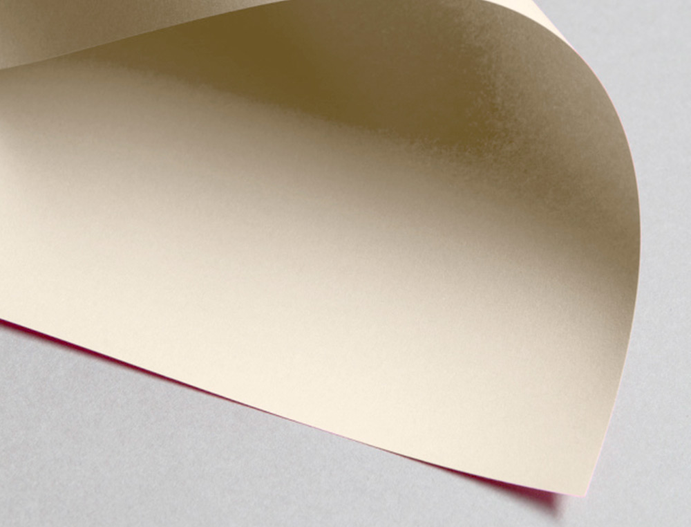 PAPIER CLAIREFONTAINE MULTIFONCTION LASER COULEUR TROPHE A4 160G /M2 PASTEL CHAMOIS PARFAITE OPACITE