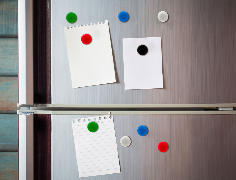 AIMANT LIDERPAPEL ECOUSE PP 20MM POUR TABLEAUX            MAGNETIQUES COLORIS ASSORTIS  BOITE 10 UNITES
