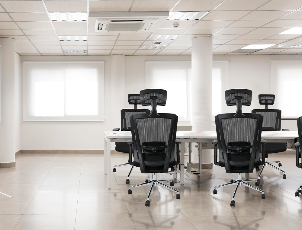 FAUTEUIL ROTATIF Q-CONNECT ERGONOMIQUE Q-CONNECT         APPUI-TETE ET DOSSIER         AJUSTABLES EN HAUTEUR