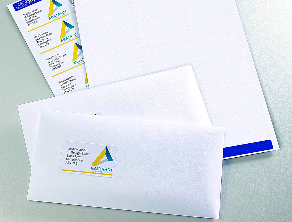 ETIQUETTE AUTOCOLLANTE AVERY ADRESSE LASER BLANC 63,5 X    72MM BOITE DE 1200