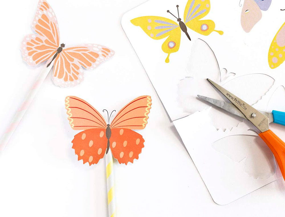 LIVRE POCHOIR PRINCESS AVEC MODELE DE DESSIN X6