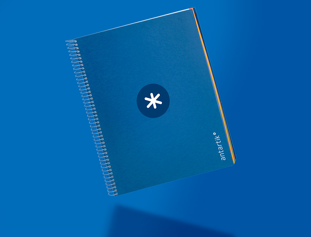 CAHIER SPIRALE ANTARTIK A4 240P 100G REMBORDE 5X5MM MICROPERFORE 5 BANDES 4 TROUS COLORIS BLEU