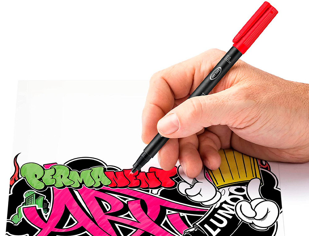 MARQUEUR STAEDTLER PERMANENT DRY SAFE LUMOCOLOR 318 POINTE FINE 0,6MM COLORIS ASSROTIS ETUI DE 10 FEUTRES