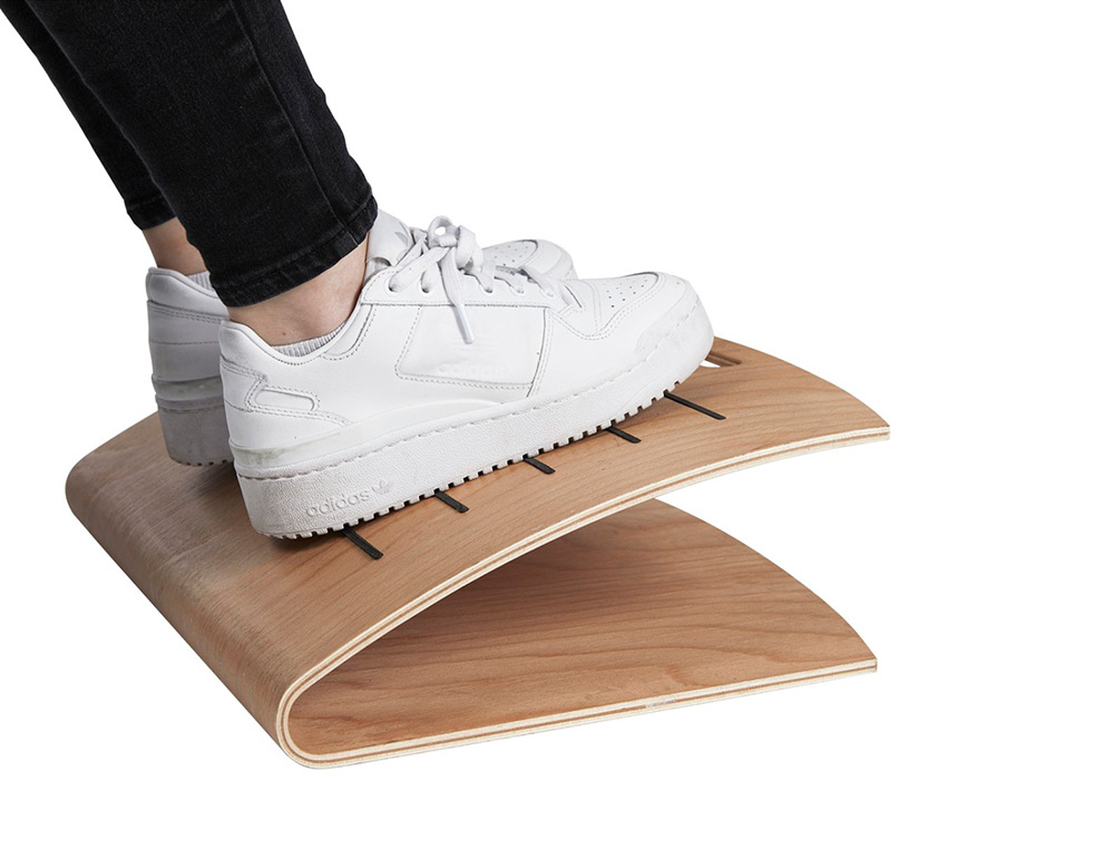 REPOSE PIEDS ALBA ERGONOMIQUE DESIGN EN BOIS 45X35X13,5CM