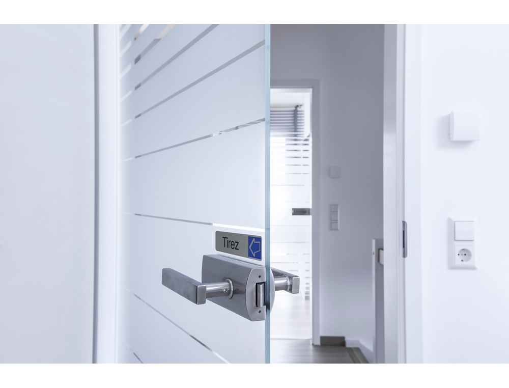 PLAQUE ADHESIVE EXACOMPTA TIREZ IMITATION ALUMINIUM     16,5X4,4CM