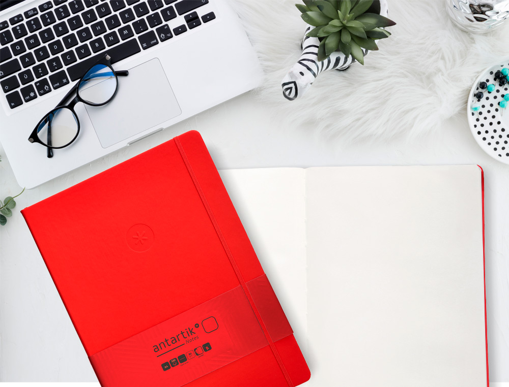 CARNET A4 ANTARTIK NOTES PAPIER UNI IVOIRE COUVERTURE RIGIDE FERMETURE ELASTIQUE 100PAGES 80GR COLORIS ROUGE