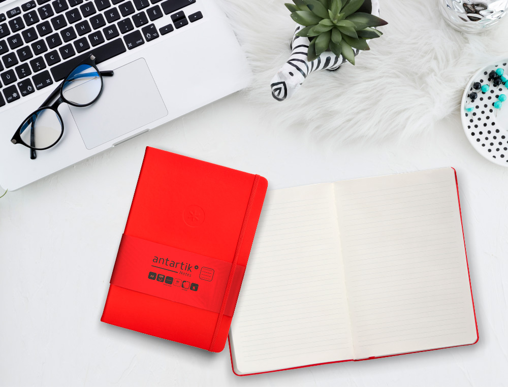 CARNET FERMETURE ELASTIQUE ANTARTIK NOTES COUVERTURE RIGIDE A5 LIGNE 100 FEUILLES 80GR FSC COLORIS ROUGE