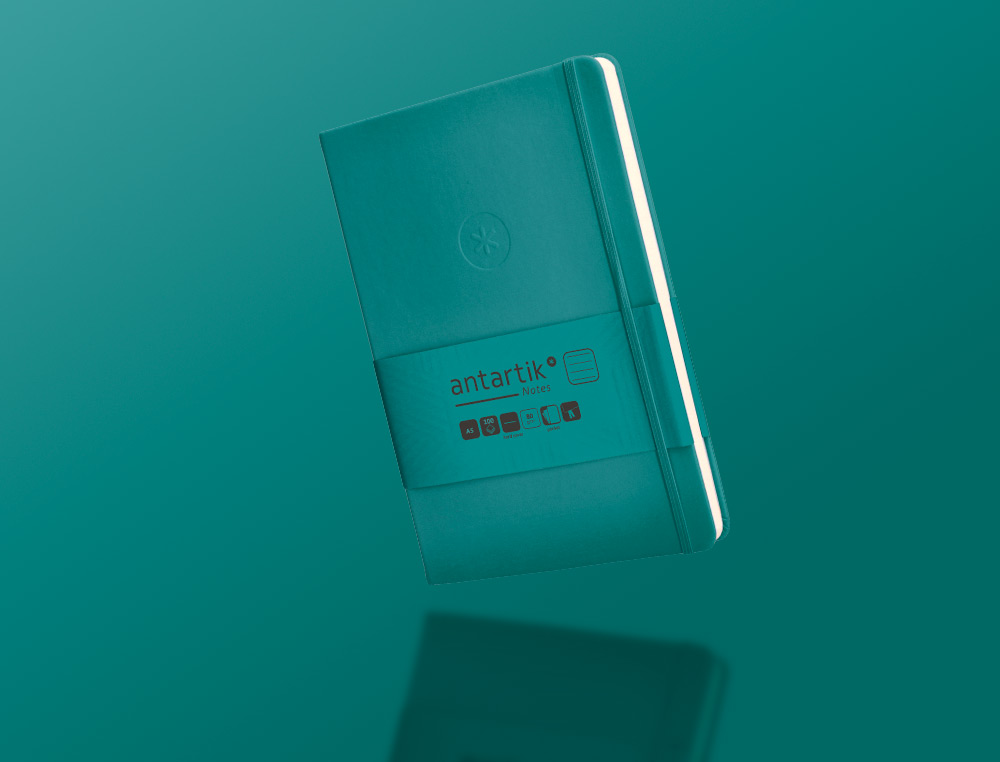 CARNET A5 ANTARTIK NOTES LIGNECOUVERTURE RIGIDE FERMETURE ELASTIQUE 100 PAGES 80GR COLORIS VERT PAON