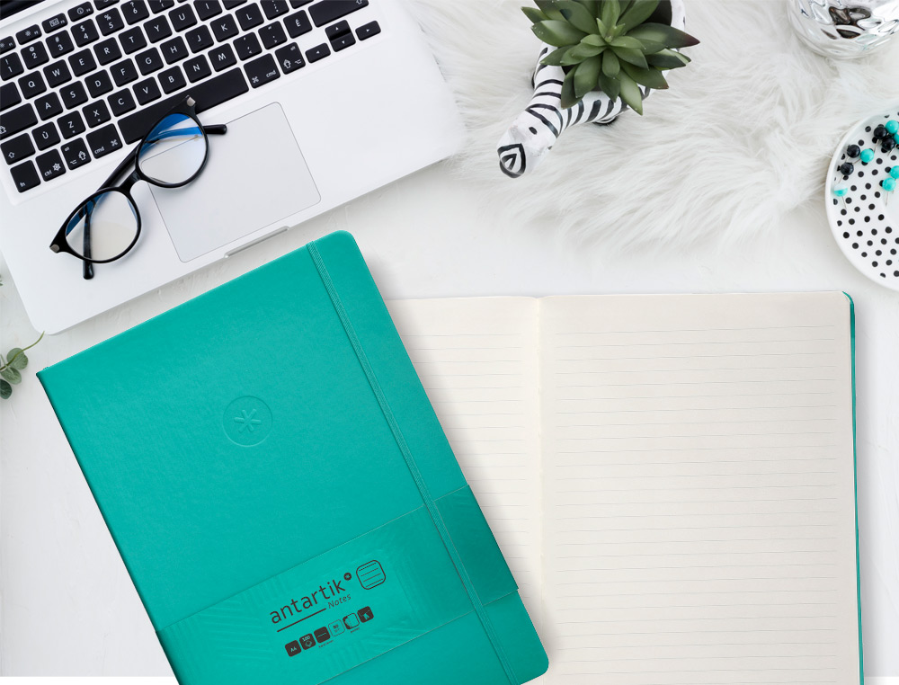 CARNET FERMETURE ELASTIQUE ANTARTIK NOTES COUVERTURE RIGIDE A4 LIGNE 100 FEUILLES 80GR FSC COLORIS VERT MENTHE