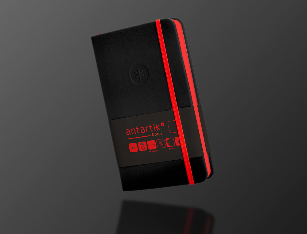 CARNET FERMETURE ELASTIQUE ROUGE ANTARTIK NOTES COUVERTURE RIGIDE A6 PAPIER UNI IVOIRE 100 FEUILLES 80GR FSC NOIR