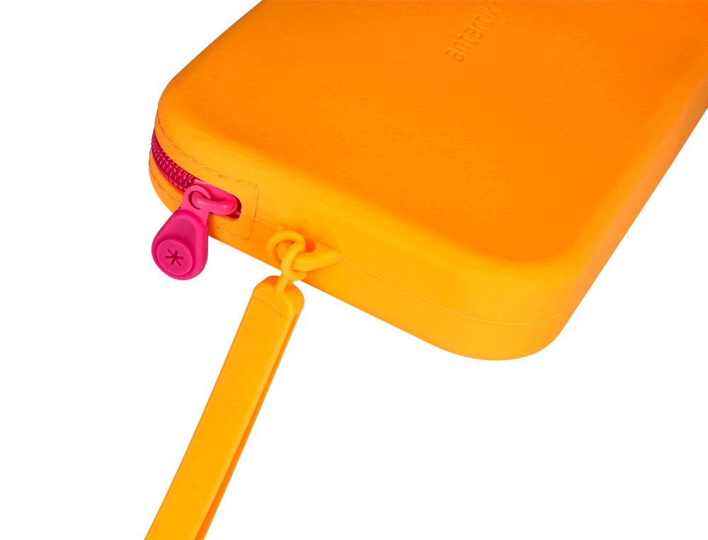 FOURRE-TOUT ANTARTIK PLAT EN SILICONE MODELE TROPICAL DIVE 190X120X25MM COLORIS ORANGE