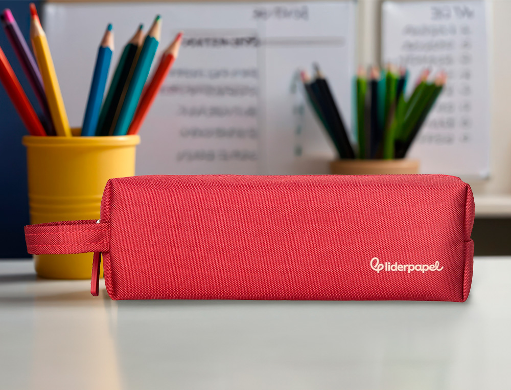 FOURRE-TOUT LIDERPAPEL 1 COMPARTIMENT AVEC ANSE 21X7CM COLORIS ROUGE