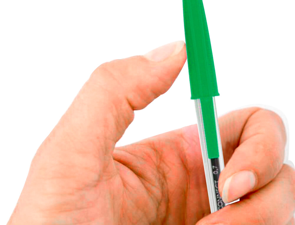 STYLO-BILLE Q-CONNECT CRITURE MOYENNE 0.7MM ENCRE CLASSIQUE BILLE INDFORMABLE CAPUCHON COULEUR ENCRE VERT