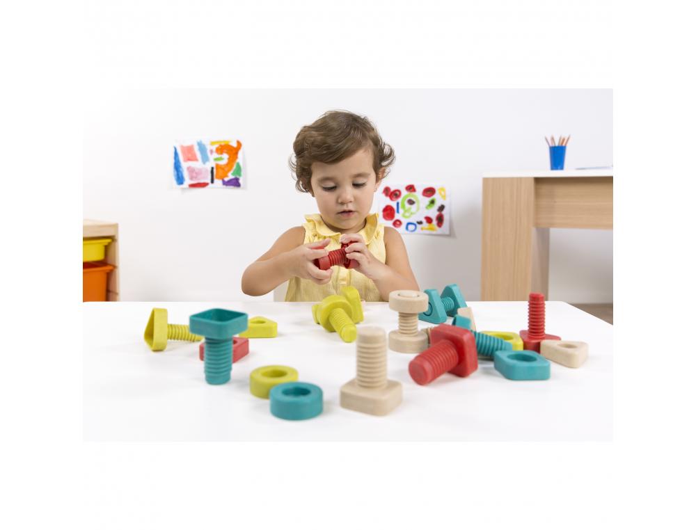 LOT DE VIS ET BOULONS ECO CONUS MINILAND FIBRE         PLASTIQUE ET BOIS 100%        RECYCLEBLE 24 PIECES ET 4