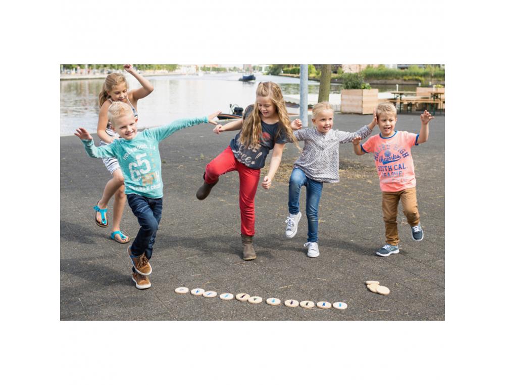 PARCOURS ET EQUILIBRE BS TOYS MOVES M MOIRE 18 JETONS 1 SAC