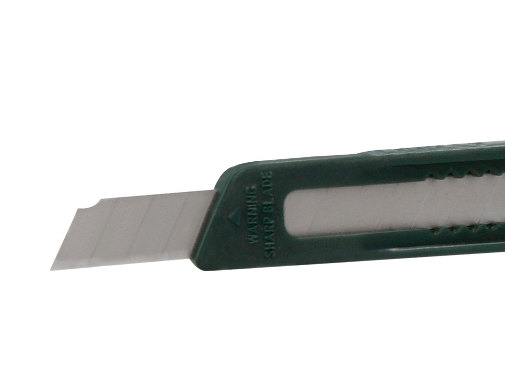 CUTTER XD-07 Q-CONNECT PLASTIQUE LAME 9MM ACIER RETRACTABLE INTERCHANGEABLE PRECOUPEE AVEC FREIN DE SECURITE ET ANSE