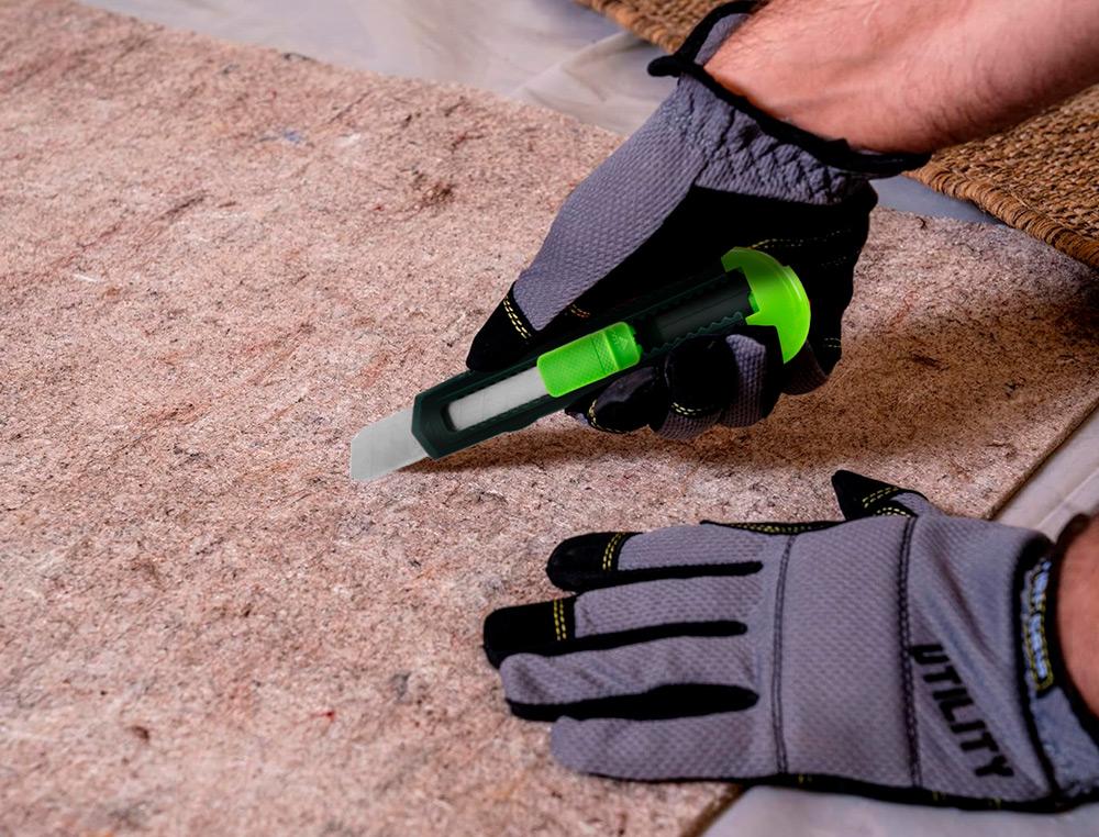 CUTTER XD-43 Q-CONNECT EN PLASTIQUE ABS LAME 18MM RETRACTABLE INTERCHANGEABLE PRECOUPEE AVEC FREIN DE SECURITE