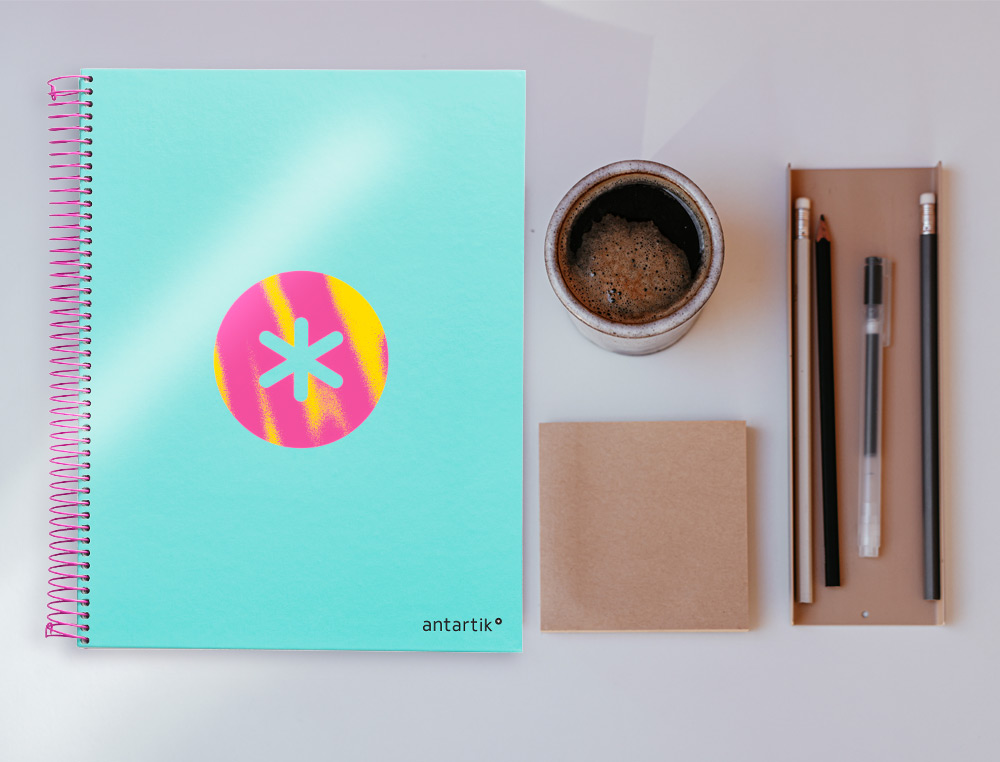 CAHIER SPIRALE ANTARTIK A4 120F 100G REMBORDE 5X5MM MICRO-PERF 5 BANDES 4 TROUS TRENDING 2020 TURQUOISE