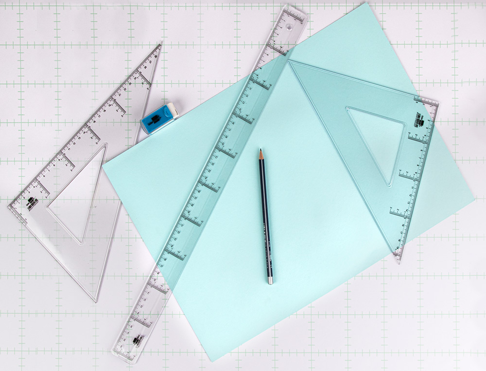 RÈGLE LIDERPAPEL GRADUATION VERTICALE HORIZONTALE 60CM BORD BISEAUTÉ GAMME CRISTAL TRANSPARENTE ÉCONOMIQUE