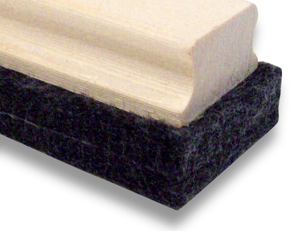 BROSSE EFFACEUR Q-CONNECT TABLEAU VERT/TABLEAU BLANC POIGNÉE EN BOIS BASE FEUTRINE 11X7CM