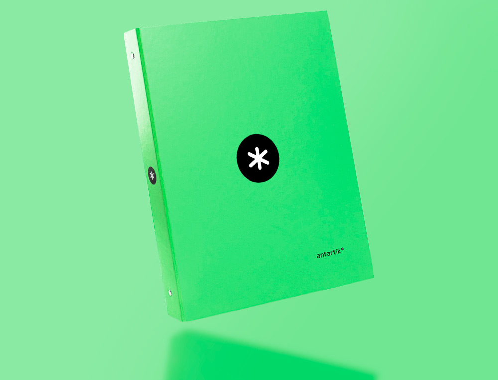 CLASSEUR ANTARTIK 4 ANNEAUX RONDS 25MM A4 CARTON REMBORDE COLORIS VERT