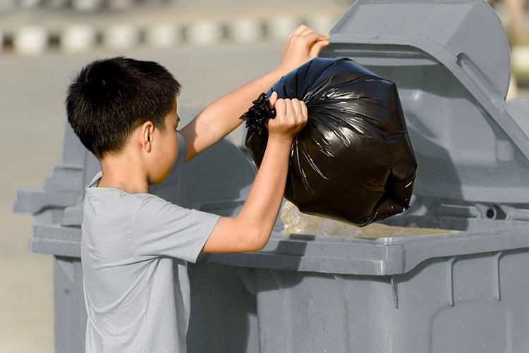 POUBELLE Q-CONNECT CONTENEUR PLASTIQUE COUVERCLE 100L 470X750X370MM DÉCHETS ORGANIQUES COLORIS GRIS