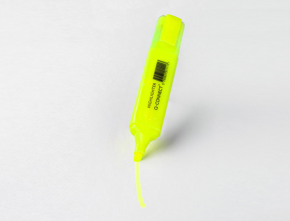 SURLIGNEUR Q-CONNECT TRAC 2/5 MM POINTE BISEAUTE COULEURS CLATANTES JAUNE