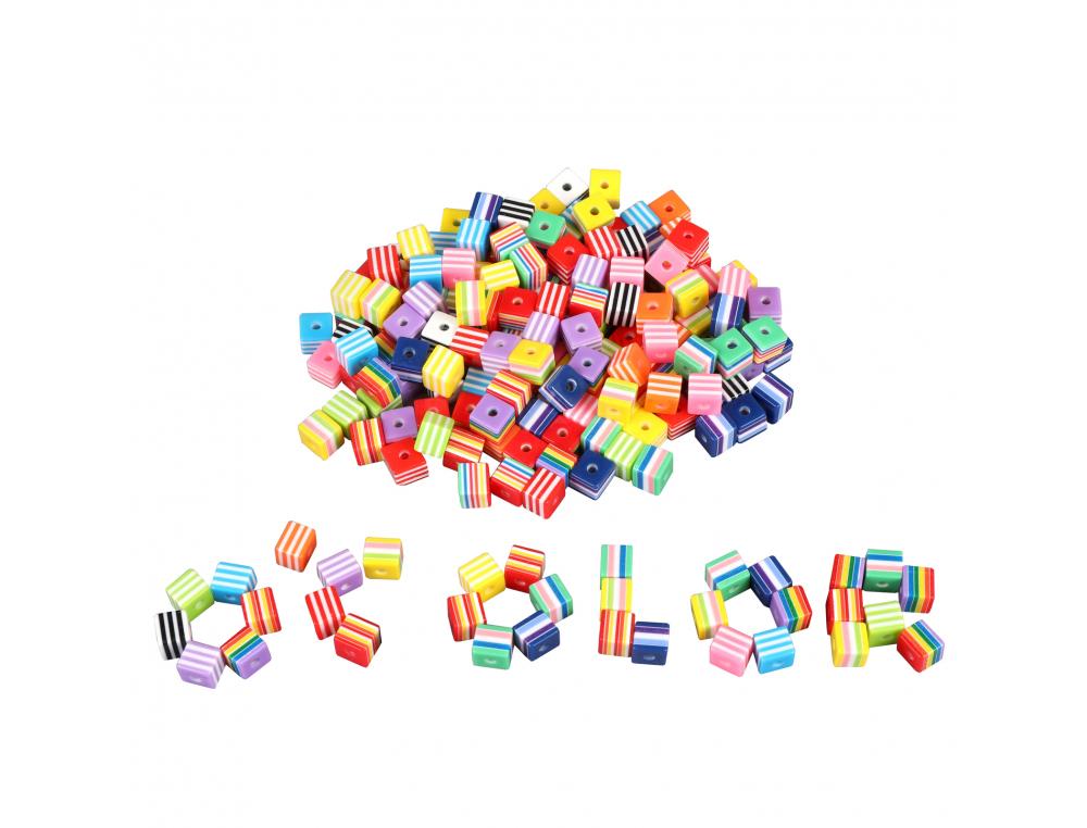 PERLE PLASTIQUE OCOLOR FORME CARREE A RAYURES 1CM COLORIS  ASSORTIS LOT DE 200 PERLES